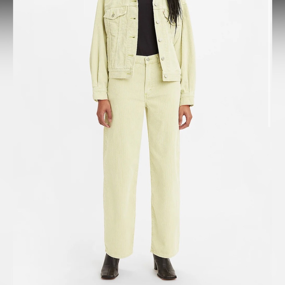 Levi's Light Yellow Women's Pants